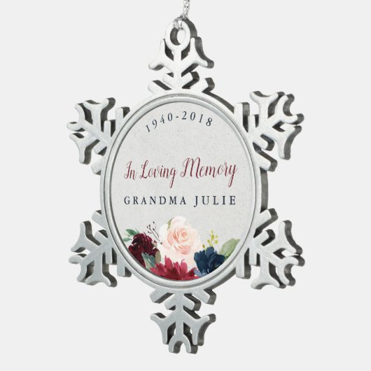 Marsala及び海軍花のパーソナライズな記念物 スノーフレークピューターオーナメント (右)