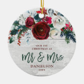 Marsala Greeneryパーソナライズされた First Mr. & Mrs. セラミックオーナメント (正面)