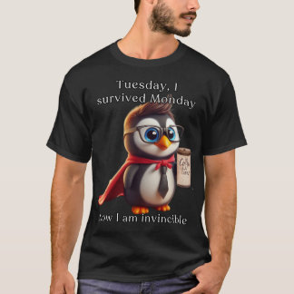 Martes, día de un nuevo café para recargar tシャツ