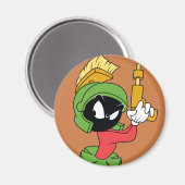Marvin The Martian™ Ready With Laser（火星のレーザー対応） マグネット (正面/裏面)