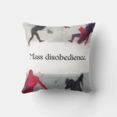 Mass disobedience. クッション (裏面)