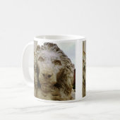 Massaのマグ-好奇心が強い1のライオン コーヒーマグカップ (正面左)