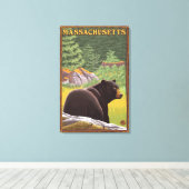 MassachusettsBlack Bear in Forest キャンバスプリント (インサイチュ (ウッドフロア))