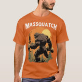 Massquatch Funny Workout Gym Sasquatch Weightlifte Tシャツ (正面)