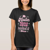 MASTER 2025 NAILED IT Funny Master's Degree Women Tシャツ (正面)