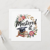 Mastered It Graduation Floral Books Cap Elegant カード (正面/裏面インサイチュ)