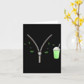 Matcha And Quarter Zips Meme Est 2025 Funny Gift M カード (黄色い花)