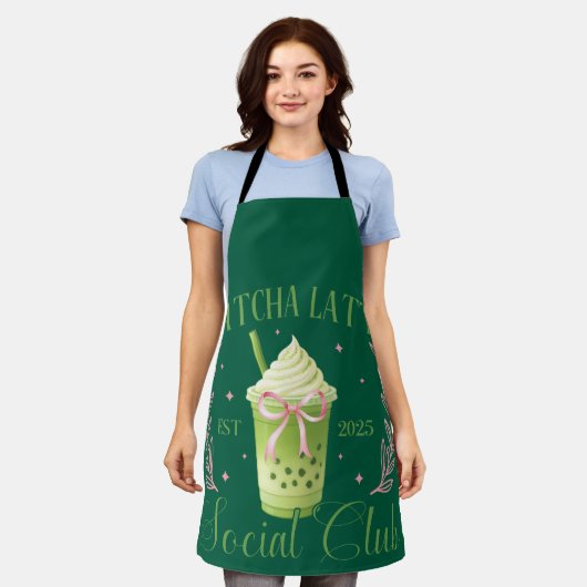 Matcha Latte Social Club Pink and Dark Green Apron エプロン (着用した状態)