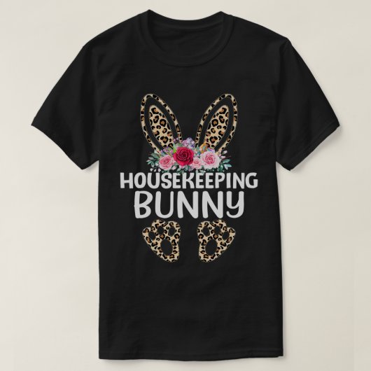 Matching Funny Leopard Print Bunny Housekeeping Ea Tシャツ (デザイン正面)
