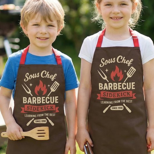 Matching Kids Barbecue Aprons for Cooking  エプロン