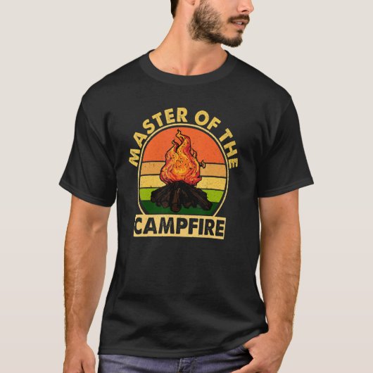 Mater Of The Campfire  Camping Tシャツ (正面)