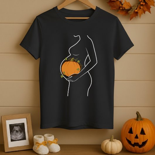 Maternity Halloween Pumpkin Inside Belly  Tシャツ