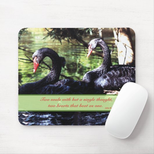 Mates for Life Black Swans with Love引用文 マウスパッド (マウス)