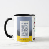 mathewの21:22 1Peterの5:7の聖書の詩 マグカップ (左)