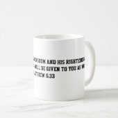 Matthewの6:33のマグ コーヒーマグカップ (正面右)