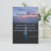 Matthew 8:16 KJV聖書聖なる書物、 経典Pic Greeting カード (スタンド正面)