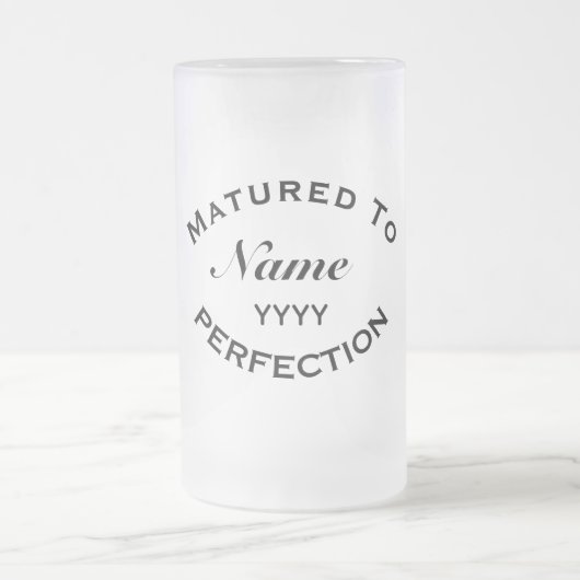 Matured To Perfection Personalised Birthday Gift フロストグラスビールジョッキ (中央)