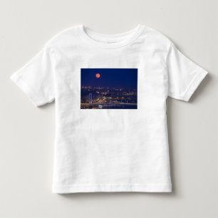 Matyasの隣のFishermens Bastionから表示 トドラーTシャツ