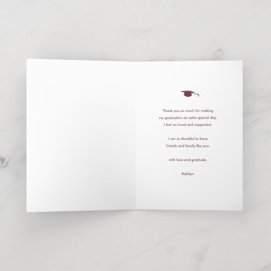 Mauve Purple金ゴールドスクリプトシックな卒業ありがとう 箔グリーティングカード (内側レイダウン)