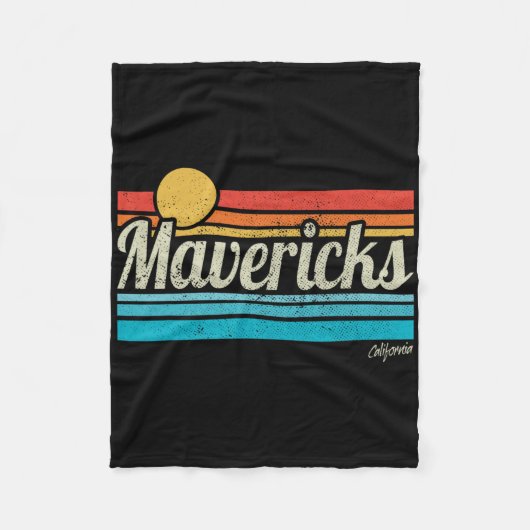 Mavericks California Retro Sunset Surf Trip I Love フリースブランケット (正面)