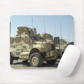 MaxxPro鉱山耐性待ち伏せ車保護両 マウスパッド (マウス)