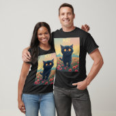 May Dreamwalk – ポピー畑の巨大な猫 Tシャツ (ユニセックス)
