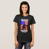 May We Never Forget Freedom Isn't Free USA Flag Me Tシャツ (正面フル)