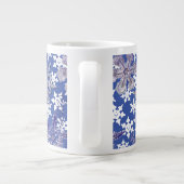 McBCreateによるブルー、ブルー、ホリデー・マグ! ジャンボコーヒーマグカップ (裏面)