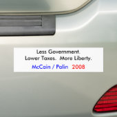 McCain/Palin 2008年=より少ない政府 バンパーステッカー (車上)