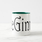 McGinnisのケルト族のドラゴンのマグ ツートーンマグカップ (中央)