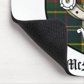 McMillanの一族はバッジのタータンチェックの頂点に達します マウスパッド (コーナー)