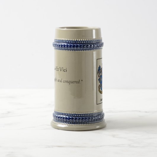 McSheehyの一族の家紋および一族のモットーステイン ビールジョッキ (中央)