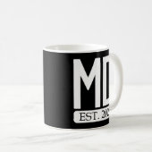 Md Est 2022新しいドクター院長Md Medical Doctor コーヒーマグカップ (正面右)