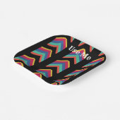 Me文字ライフォント名と上向き矢印のイメージを使用 ペーパープレート (傾斜あり)