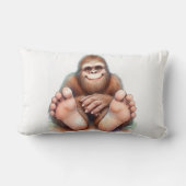 Me and My Bigfoot ランバークッション (裏面)