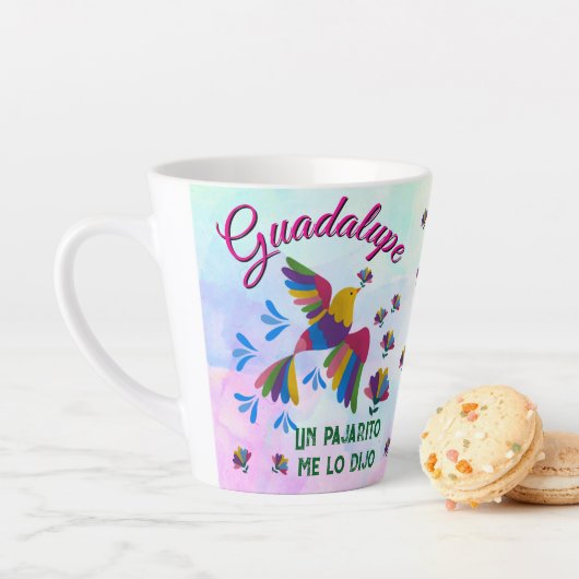 "Me lo dijo un pajarito" editable taza pequeña カフェラテマグ (インサイチュ)