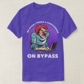Me When I Tweak A Compressor On Bypass Funny Music Tシャツ (デザイン正面)