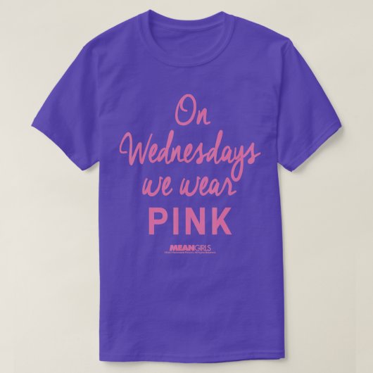 Mean Girls On Wednesdays私たち衣服ピンクスクリプト Tシャツ (デザイン正面)