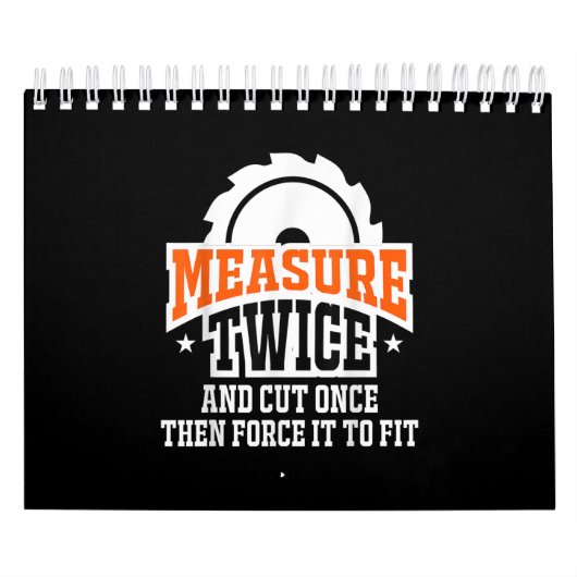 Measure Two Carpenter Man Woodworking おもしろい（大工2人分の カレンダー (カバー)