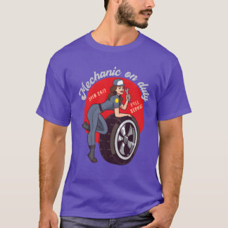 Mechanic on Duty Repair girl car repair shop frien Tシャツ