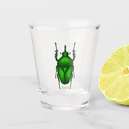 Mecynorhina torquata bug cartoon illustration  ショットグラス (正面)