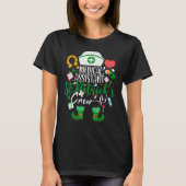 Medical Assistant St Patrick's Day Nurse Crew Fami Tシャツ (正面)