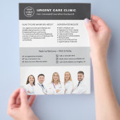 Medical Clinic Urgent Care Gray Logo QR チラシ (手)