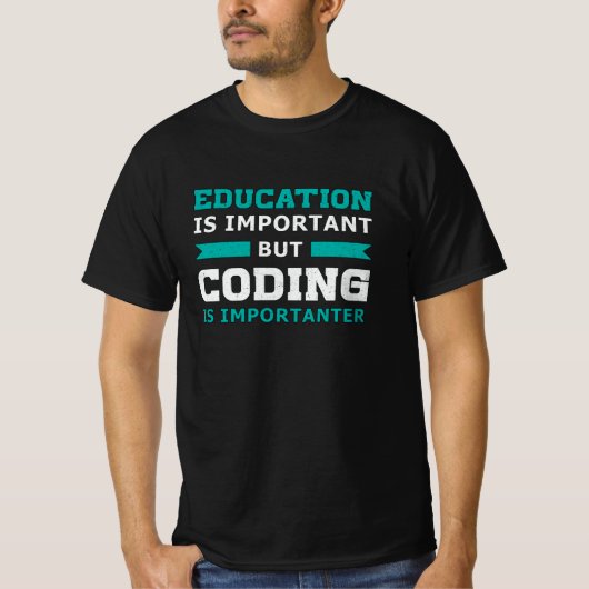 Medical Coderコーディングが重要なICD Coderギフト Tシャツ (正面)