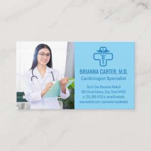 Medical Doctorとクリップボード 病院労働者 名刺