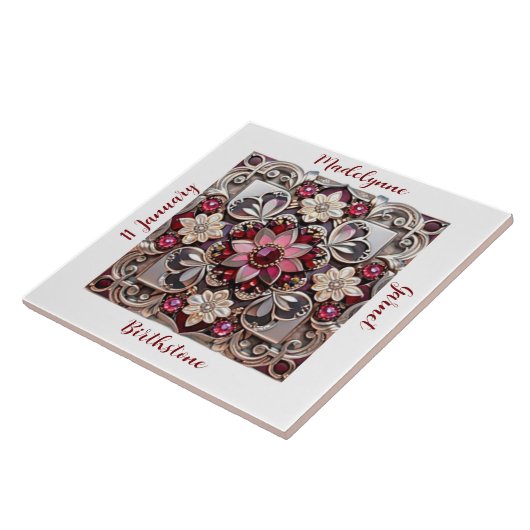 Medieval Garnet Crest Birthstone タイル (側面)