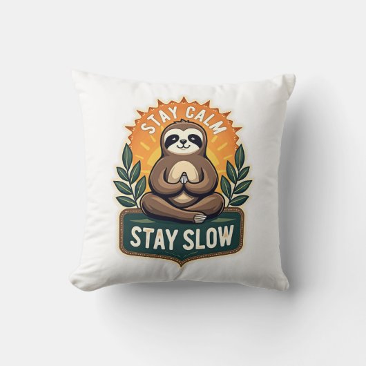 Meditating Sloth Vintage Relaxed Mind T-Shirt 2 クッション (正面)