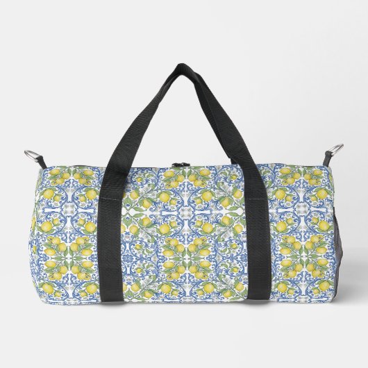 Mediterranean Blue Citrus Lemon Tile Pattern ダッフルバッグ (正面)