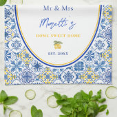 Mediterranean Tile Custom Newlywed キッチンタオル (折り畳み)