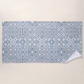 Mediterranean Tiles, Moroccan, Majolica, Azulejo ビーチタオル (正面)